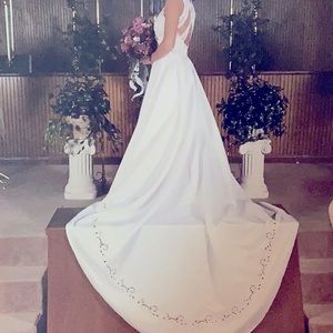 Wedding dress size 6